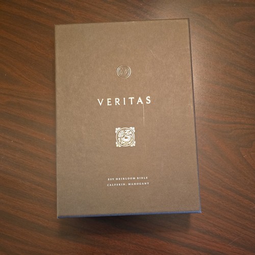 Esv heirloom bible - heirloom, veritas