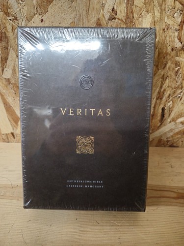 Veritas esv heirloom bible - esv,