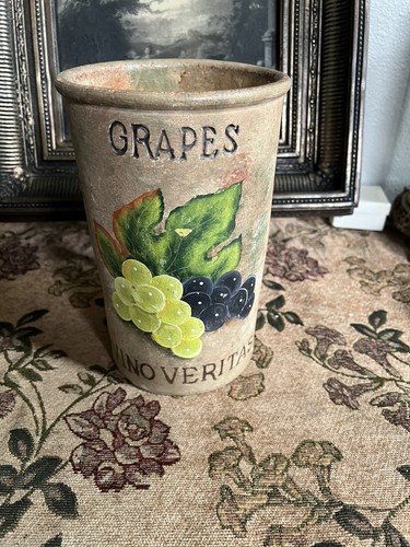 Grapes vino veritas clay pot - veritas,